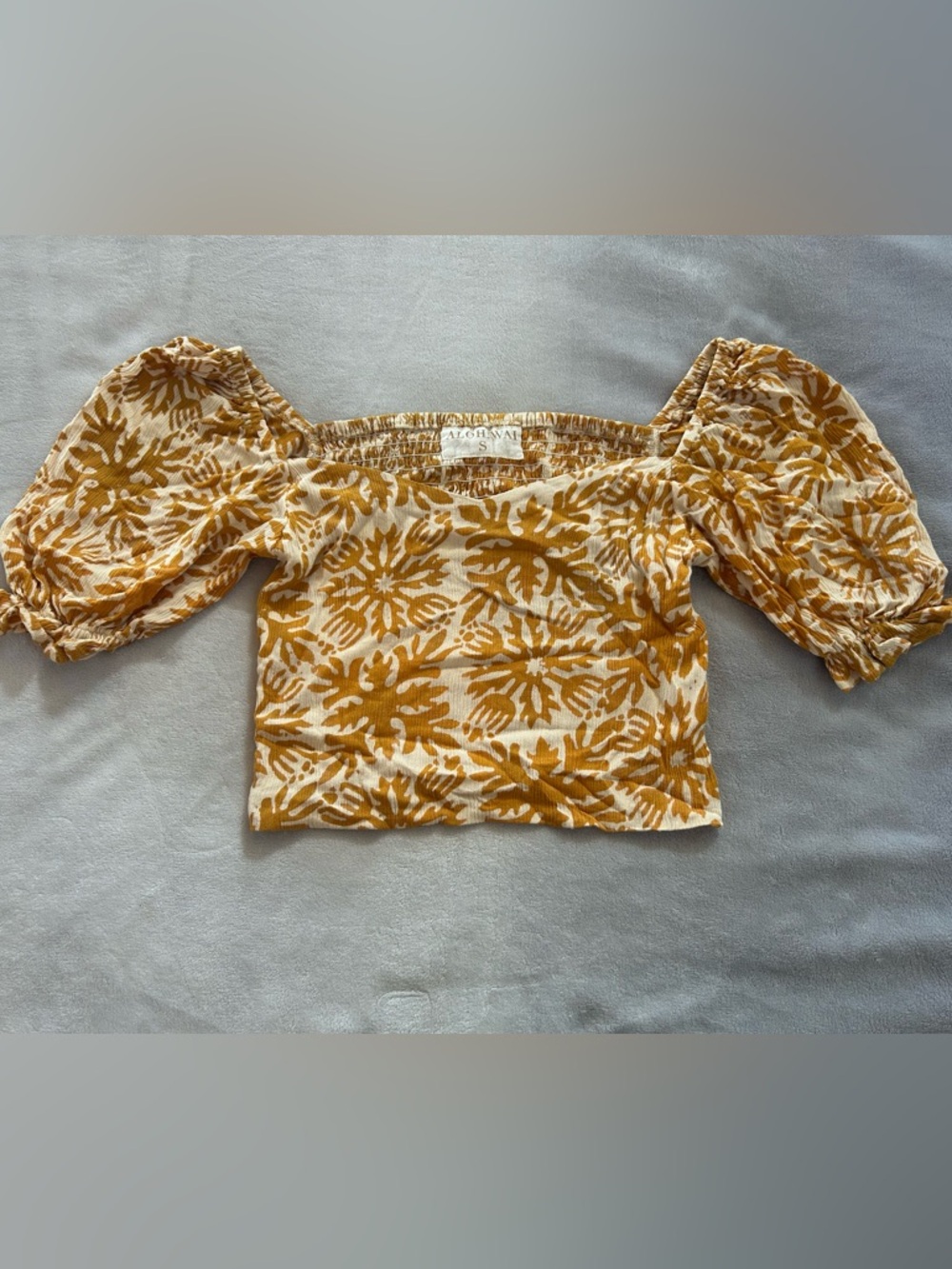 Alohiwai Crop Top
